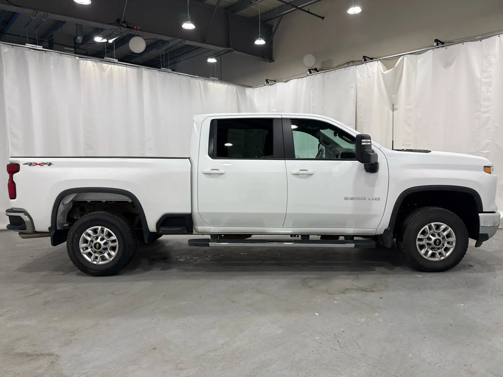 Used 2026 Summit White Chevrolet LT image 6