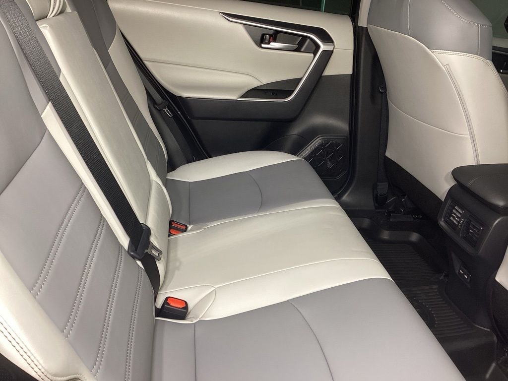 Used 2024 Black Toyota XLE Premium image 5