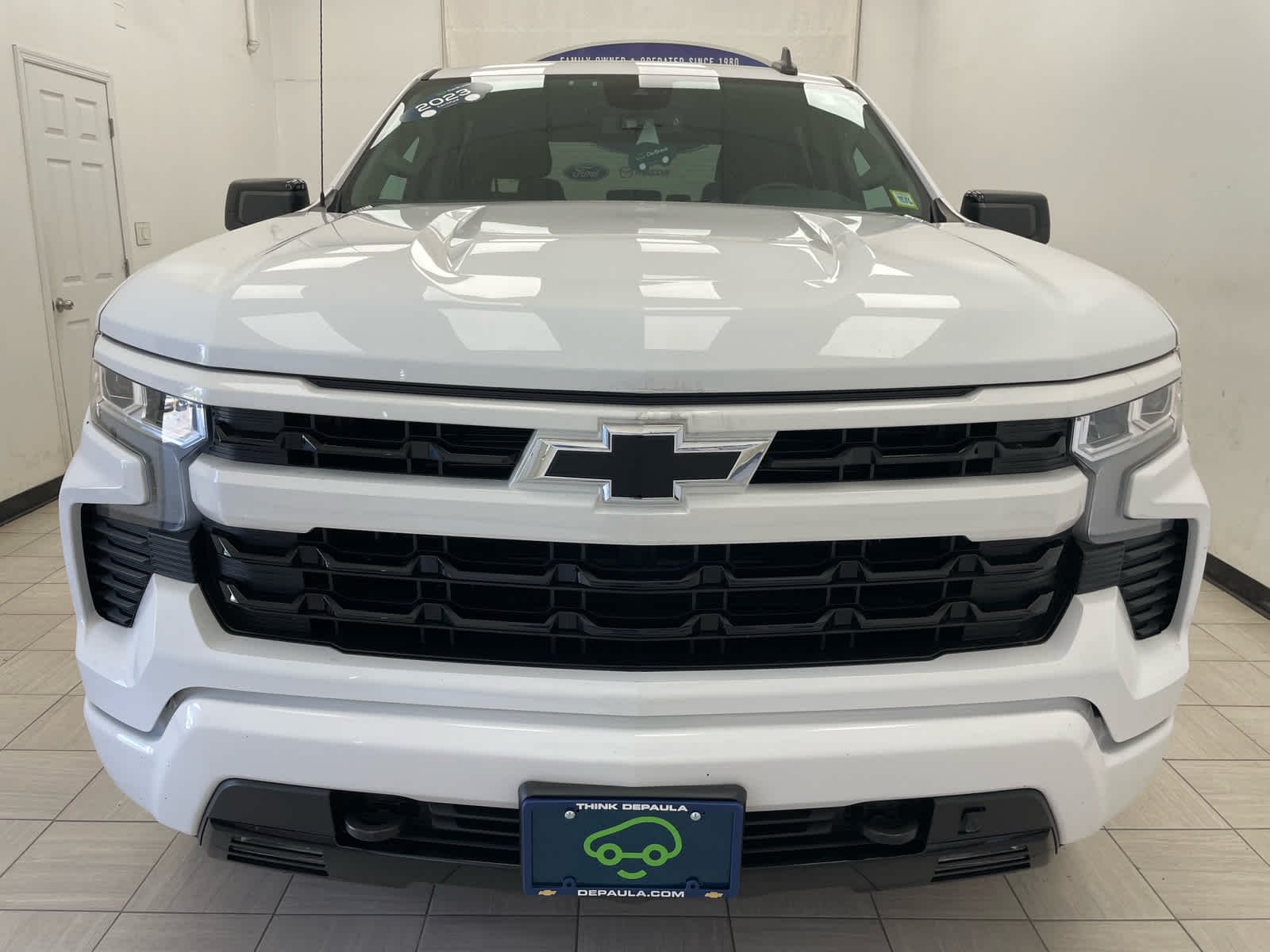Used 2023 SUMMIT WHITE Chevrolet RST image 18