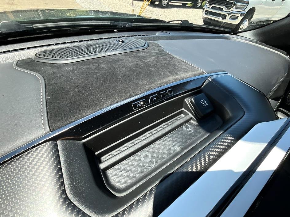 New 2026 Serrano-Green Metallic Exterior Paint RAM RHO image 20