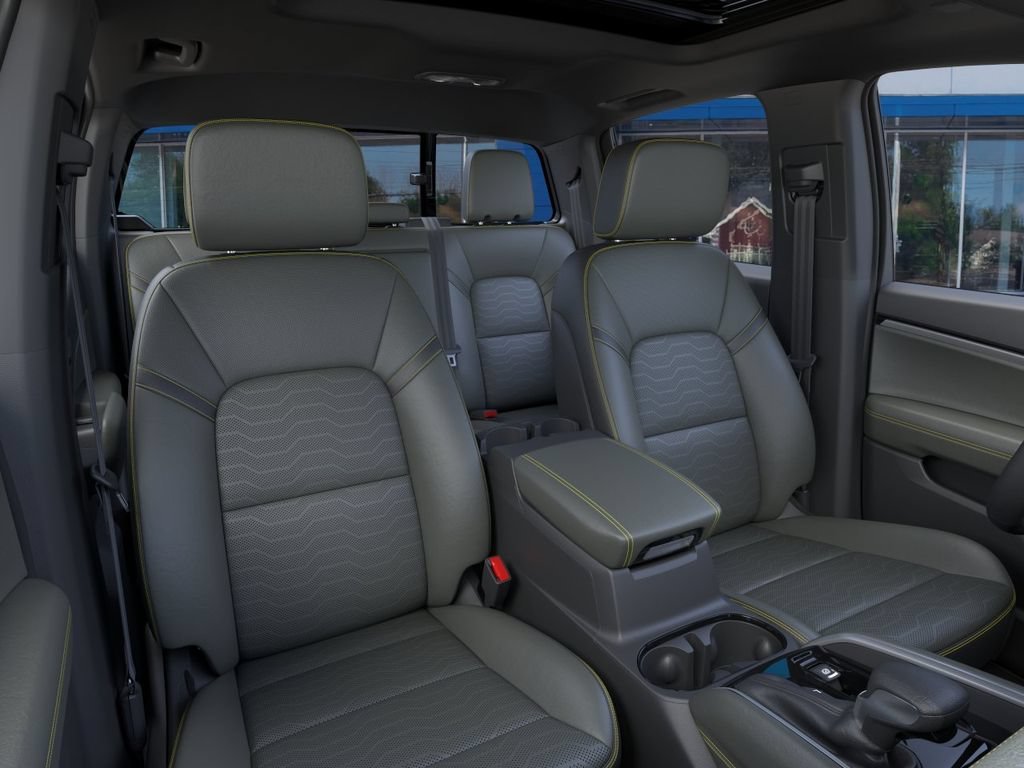 2026 Chevrolet Colorado ZR2 - Photo 16