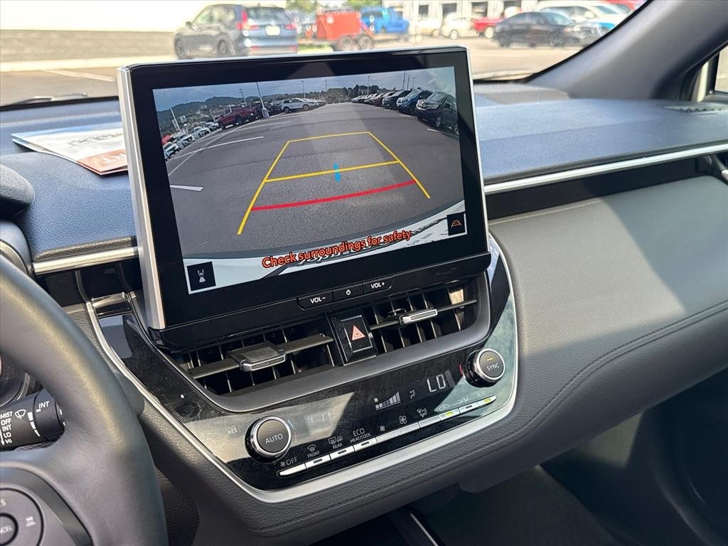 Used 2026 Wind Chill Pearl Toyota XLE image 27