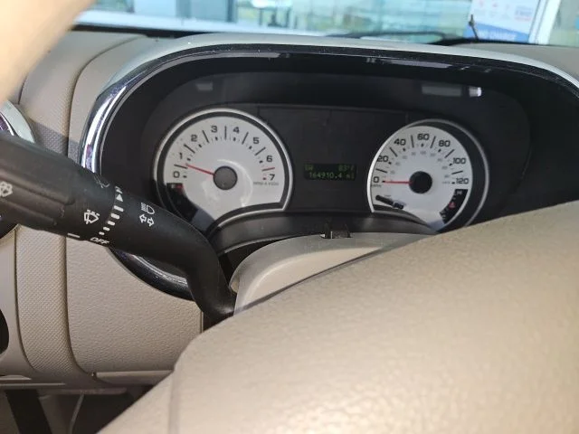 Used 2007  Ford XLT image 4