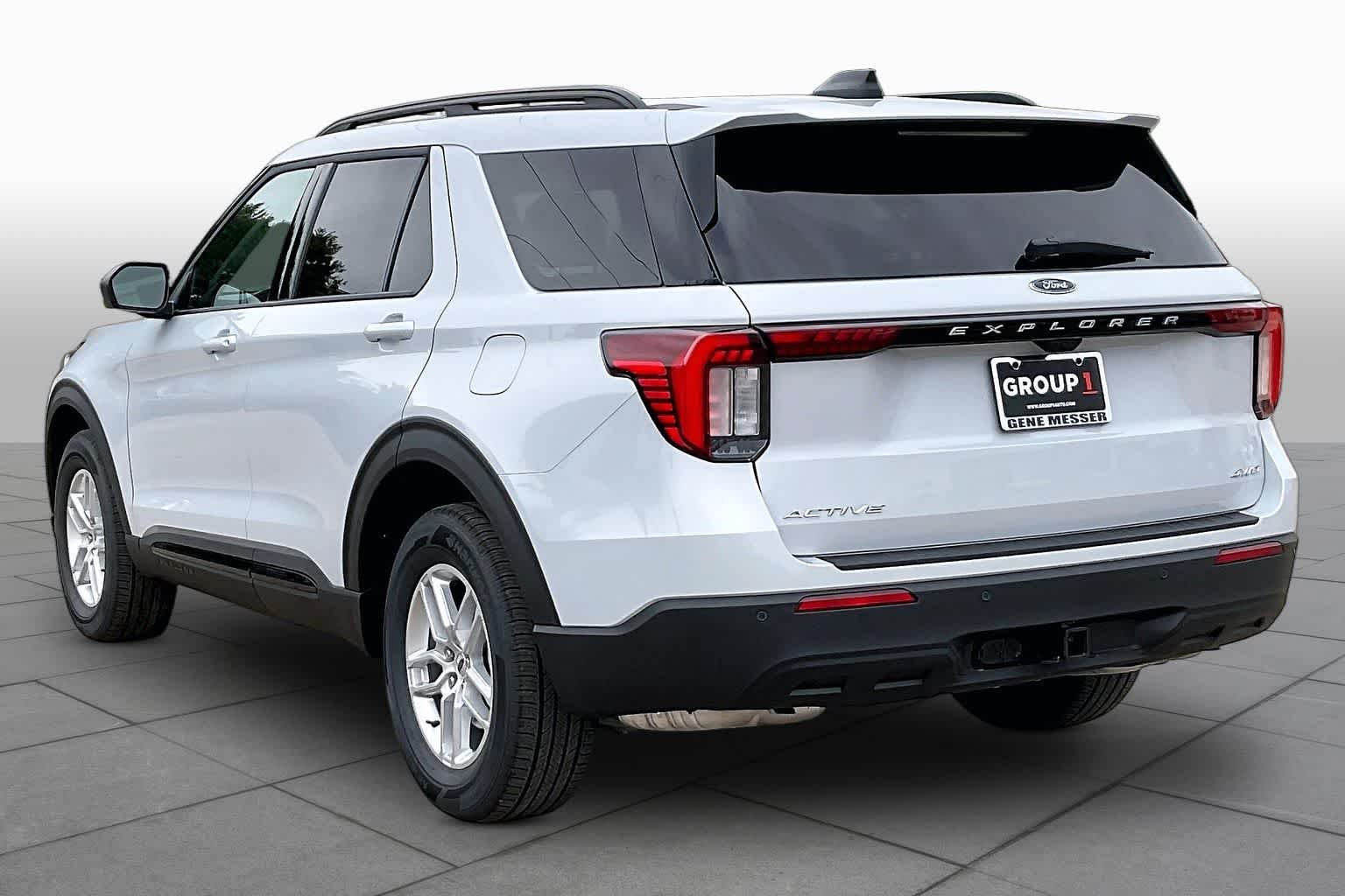 New 2026 Space White Metallic Ford Active image 12