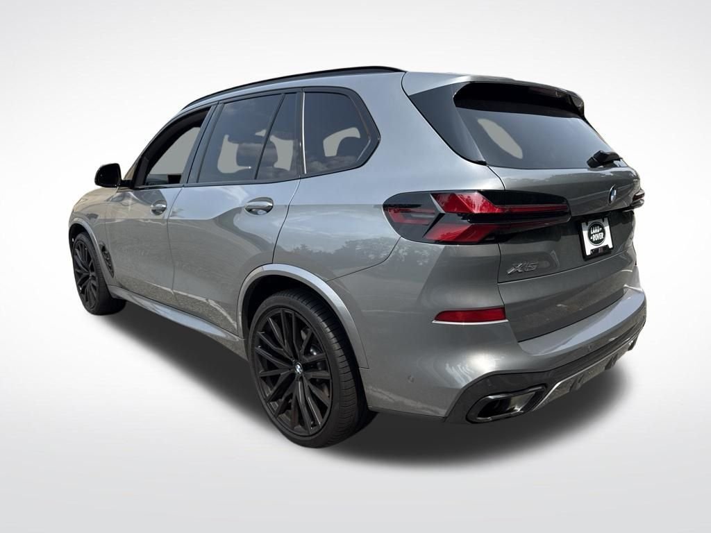 Used 2026 Gray BMW xDrive40i image 7