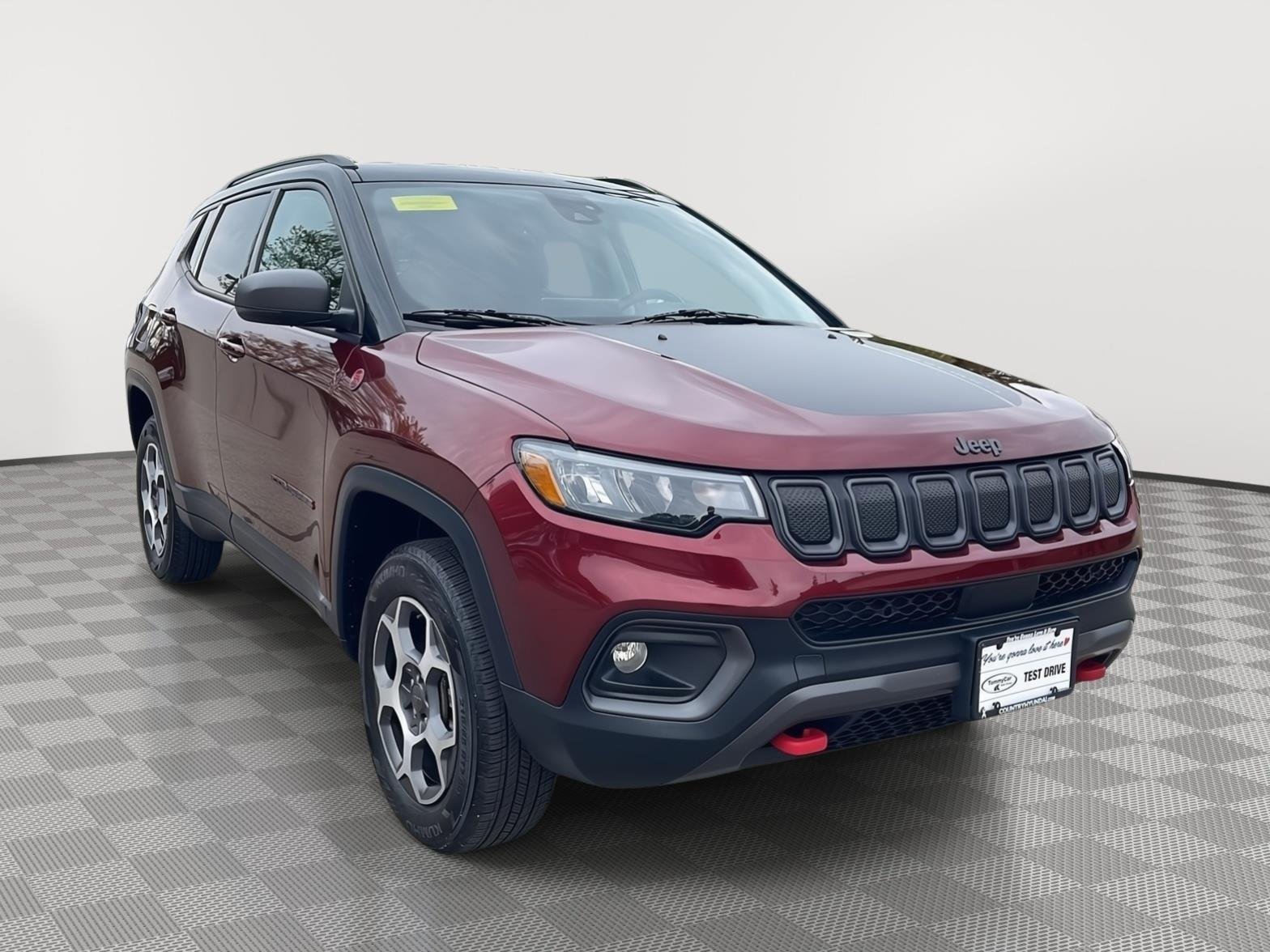 Used 2022 Velvet Red Pearlcoat Jeep Trailhawk image 3
