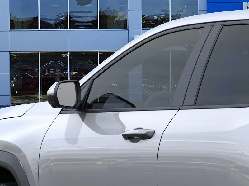 2027 Chevrolet Equinox LT - Photo 12