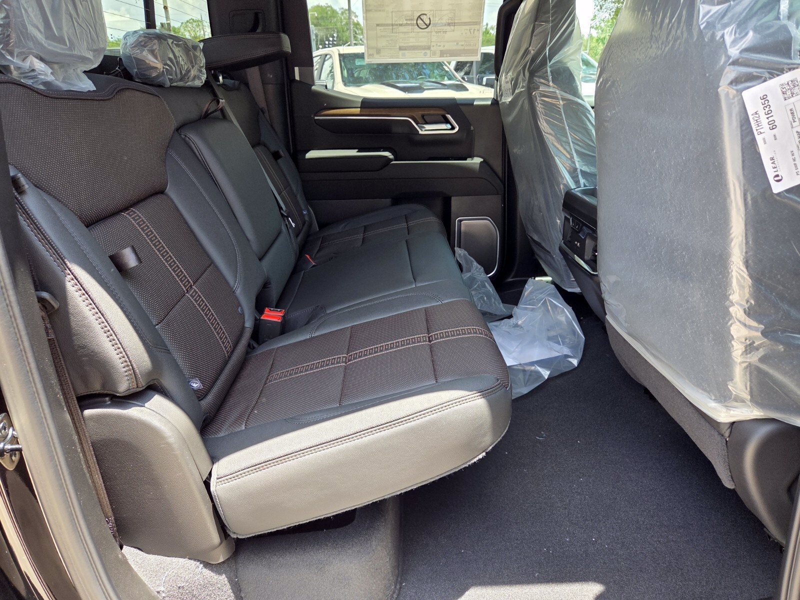2026 Chevrolet Silverado 1500 High Country - Photo 14