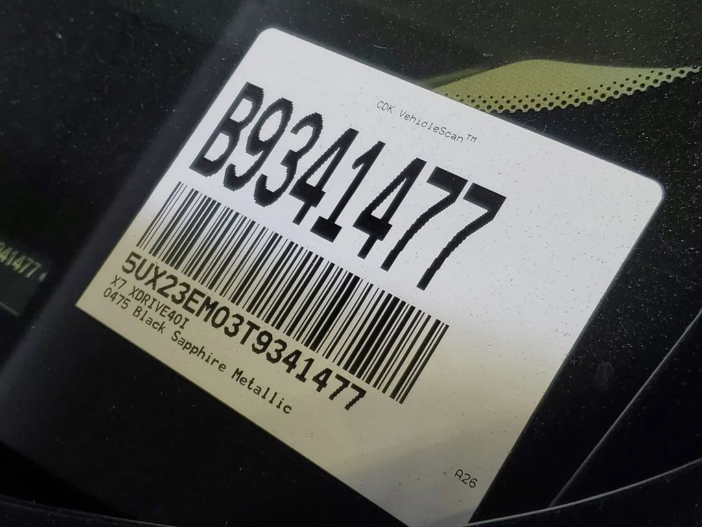 New 2026 Black Sapphire Metallic BMW xDrive40i image 28