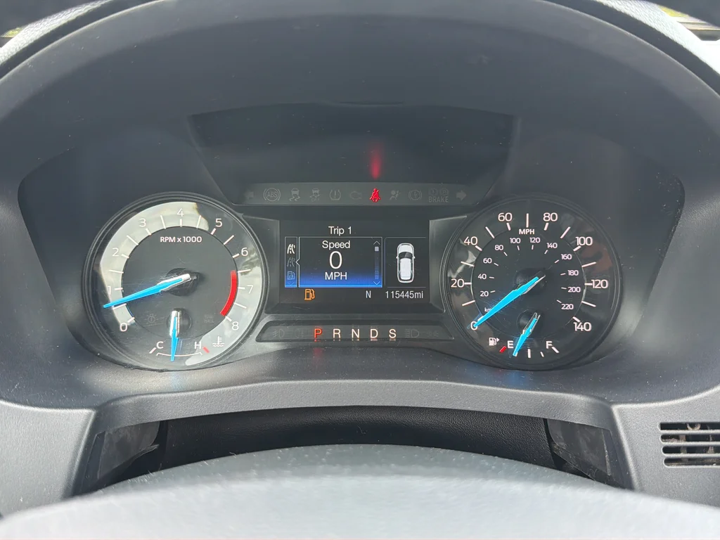 Used 2018 Red Ford XLT image 12