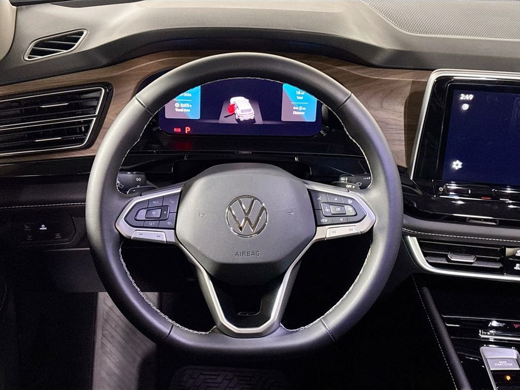 New 2026 Opal White Pearl Volkswagen 2.0T SE w/Technology image 13