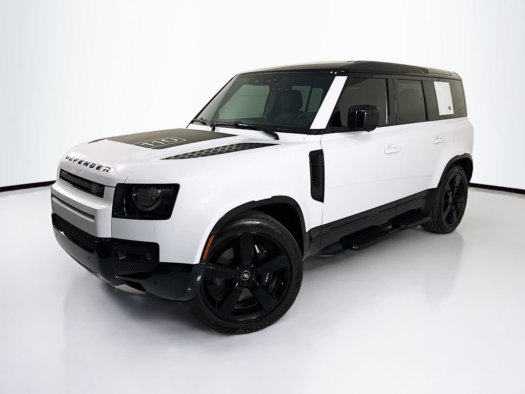 2023 Land Rover Defender V8's photo