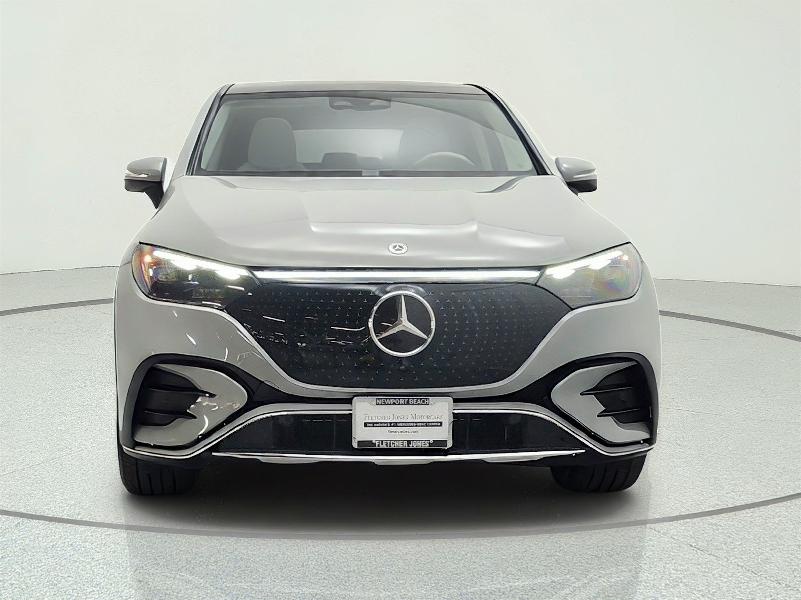 Used 2023 MANUFAKTUR Alpine Grey Mercedes-Benz EQE 350 4MATIC® SUV image 2