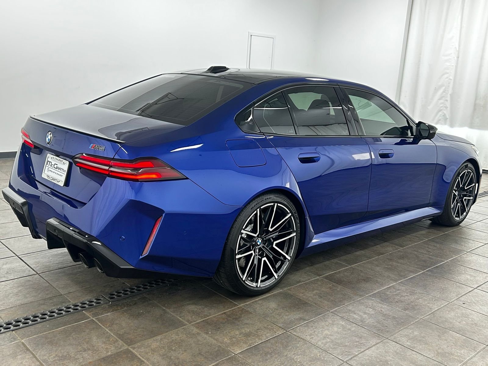 New 2026 Marina Bay Blue Metallic BMW Base image 9