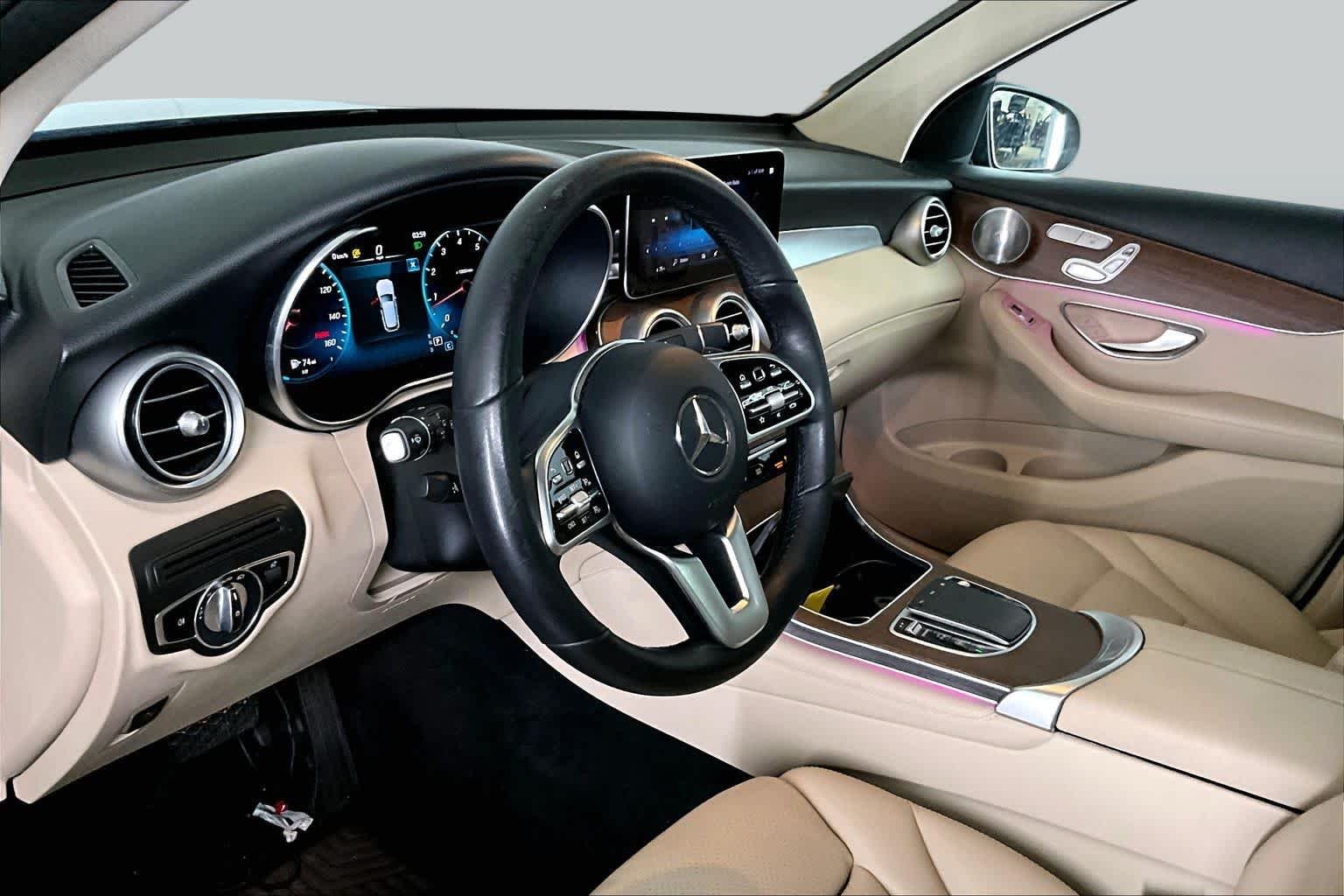 Used 2020 Lunar Blue Metallic Mercedes-Benz GLC 300 image 18