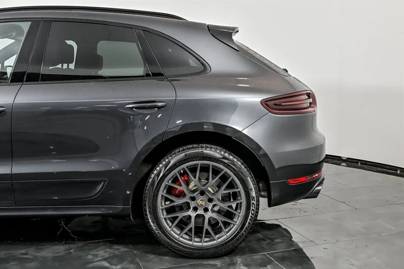 Used 2017 Volcano Grey Metallic Porsche Turbo image 8
