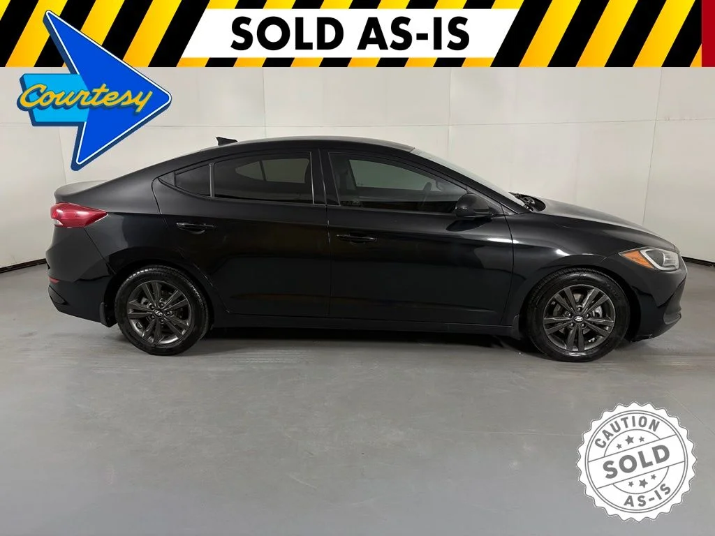 Used 2018 Black Hyundai SEL image 9