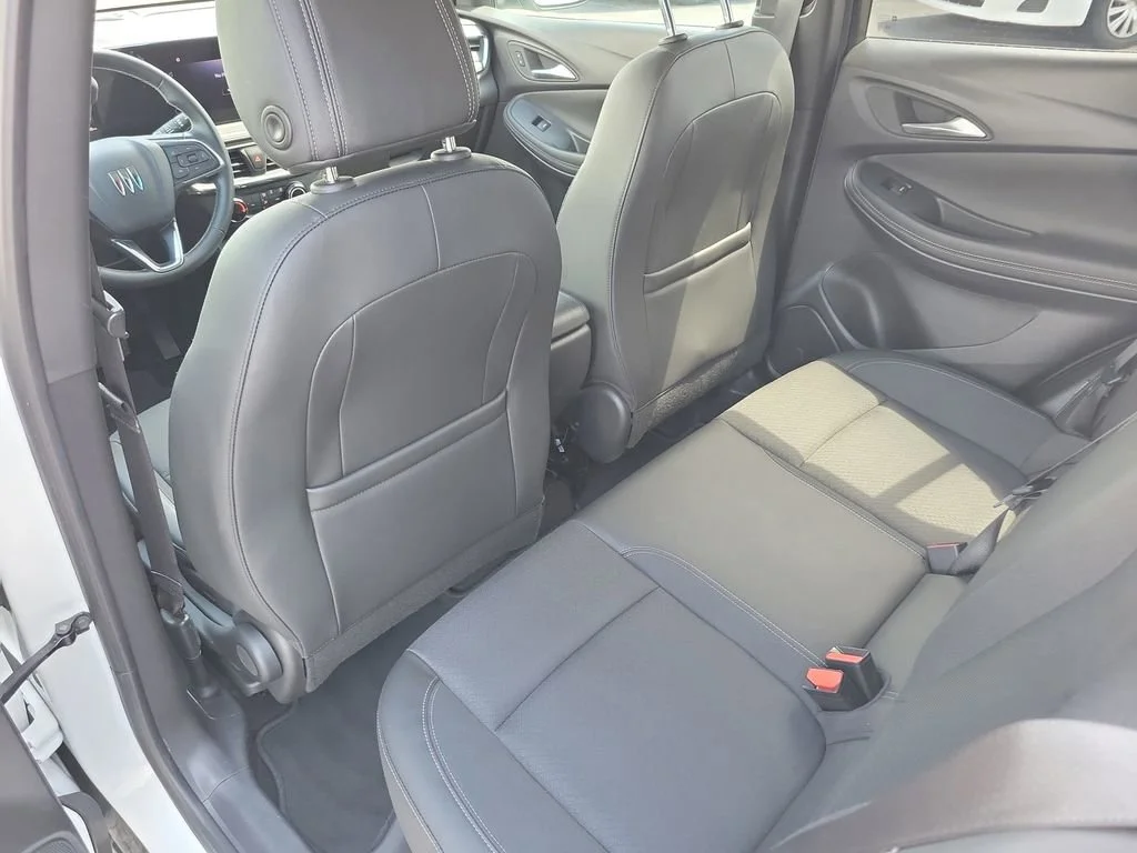 Used 2025 Summit White Buick Preferred image 14