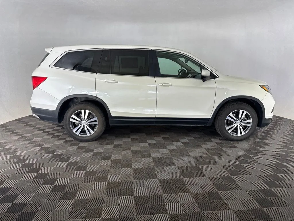 Certified Used 2018 White Honda EX-L image 4