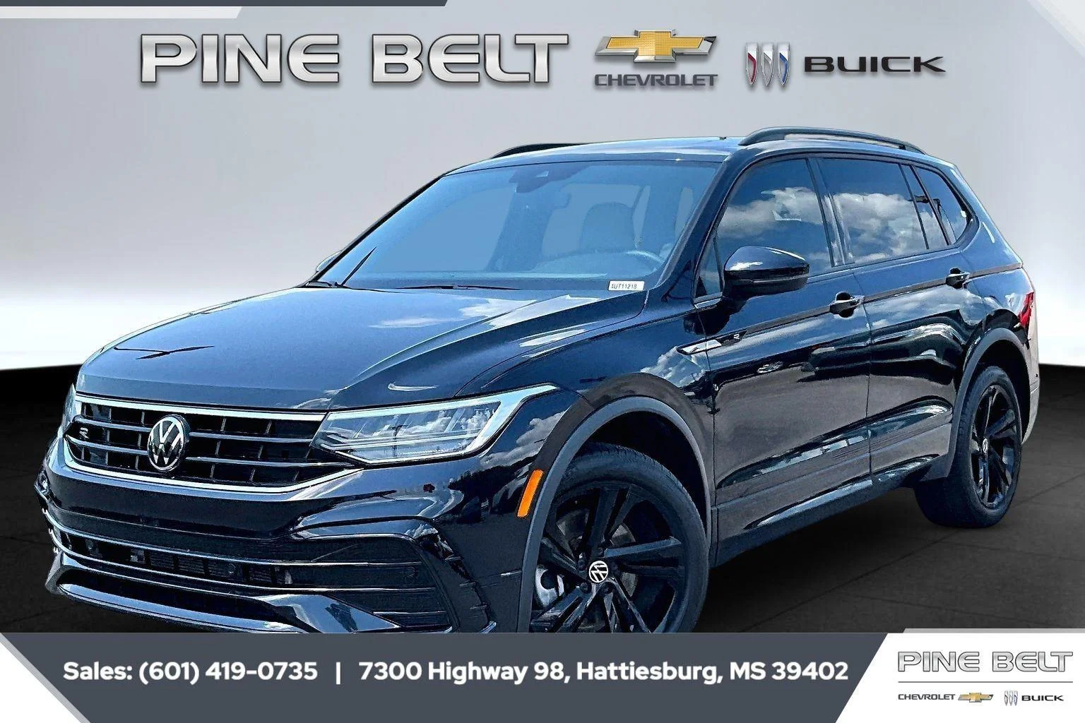 Used 2024 Deep Black Pearl Volkswagen SE R-Line Black image 10