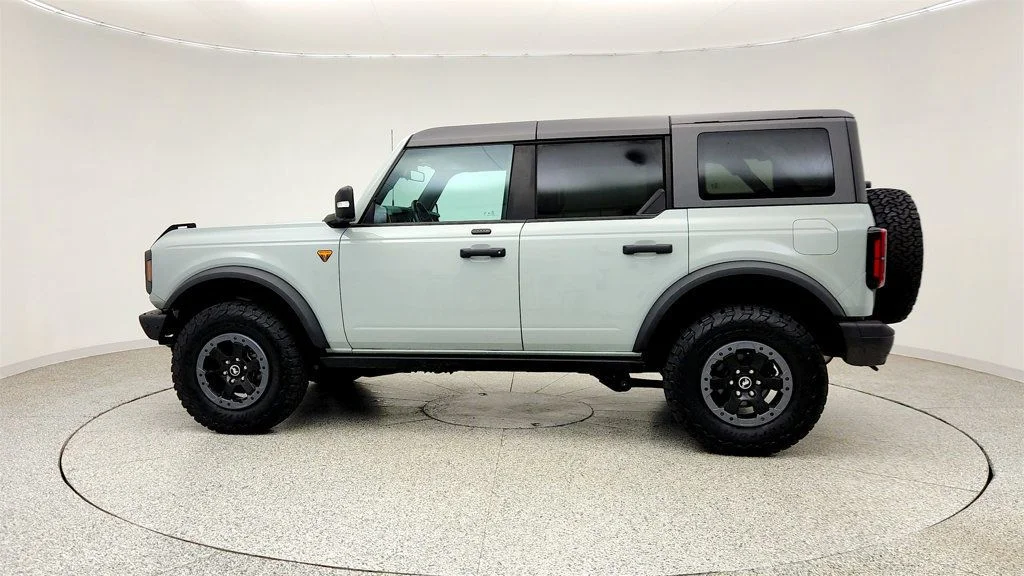 Used 2021 Cactus Gray Ford Badlands 4 Door Advanced 4x4 w/ Sasquatch Pkg & High Pkg image 8
