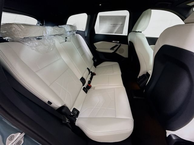 New 2026 Green Metallic BMW xDrive28i image 26