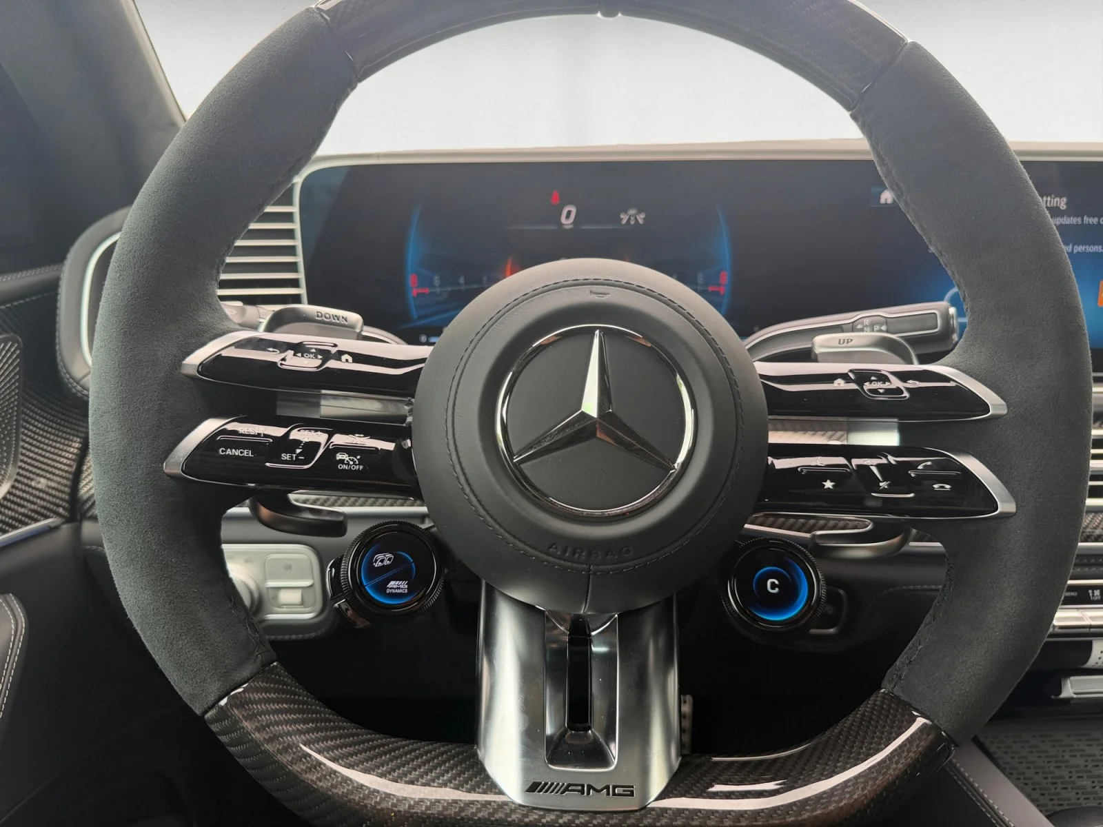 New 2026 Manufaktur Moon Mercedes-Benz AMG® GLE 63 S image 11