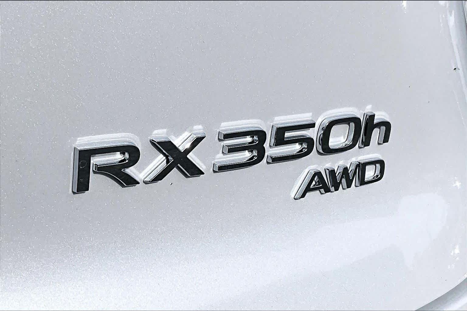 New 2026 Eminent White Pearl Lexus PREMIUM PLUS image 15