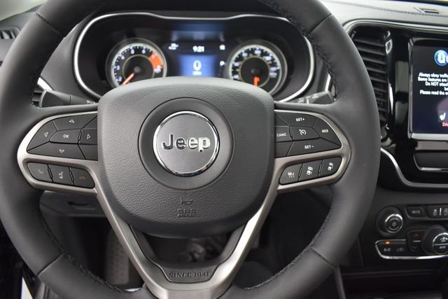 Used 2022 Gray Jeep Limited image 11