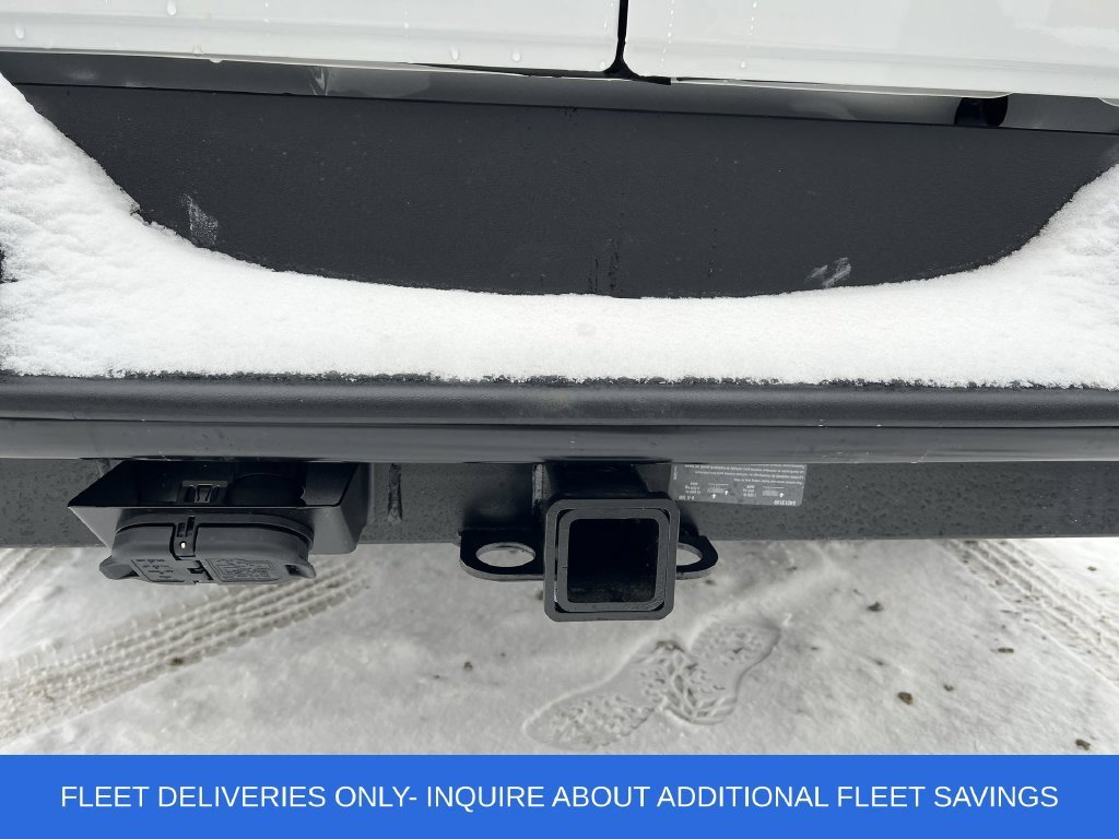 2025 Chevrolet Express Cargo Work Van - Photo 8
