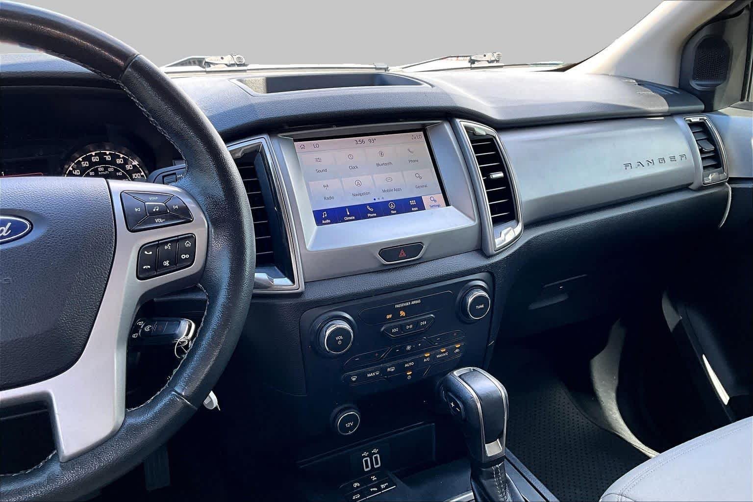 Used 2019 Oxford White Ford XLT image 9