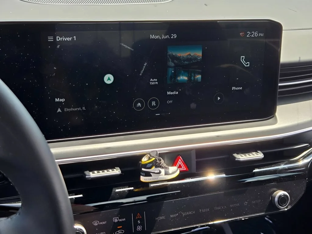 2025 Kia K5 GT-Line - Photo 23