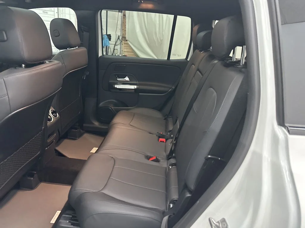 Used 2026 White Mercedes-Benz GLB 250 image 22