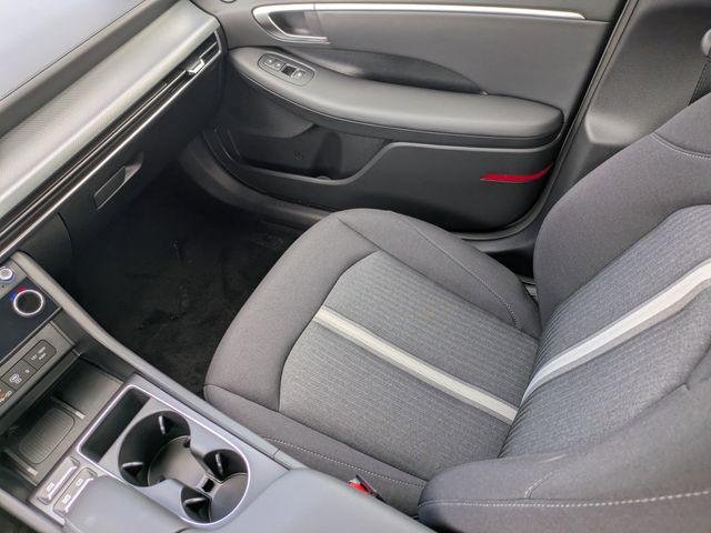 New 2026 Silver Hyundai SEL Sport image 16