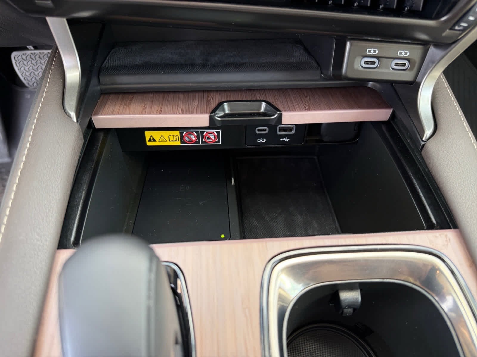 Used 2023 Iridium Lexus Premium image 22