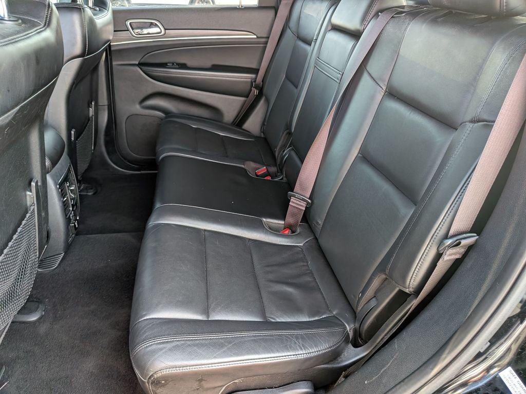 Used 2019 Black Jeep Limited image 24