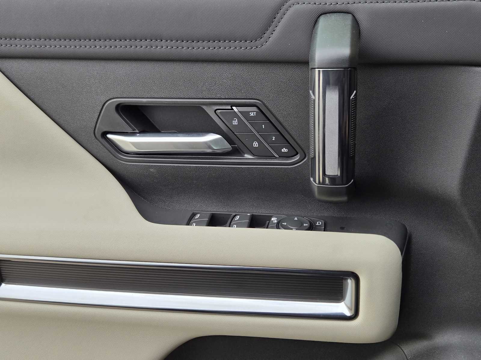 2026 GMC HUMMER EV 2X - Photo 15