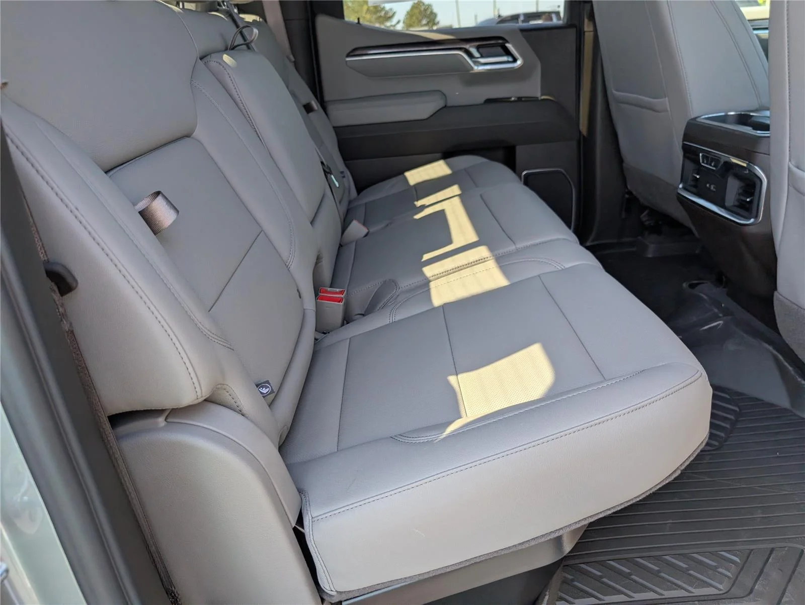 2026 Chevrolet Silverado 1500 LTZ - Photo 37