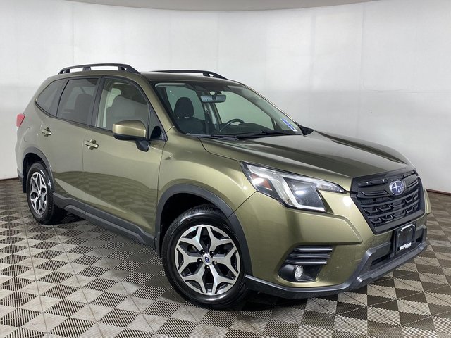 2024 Subaru Forester Premium
