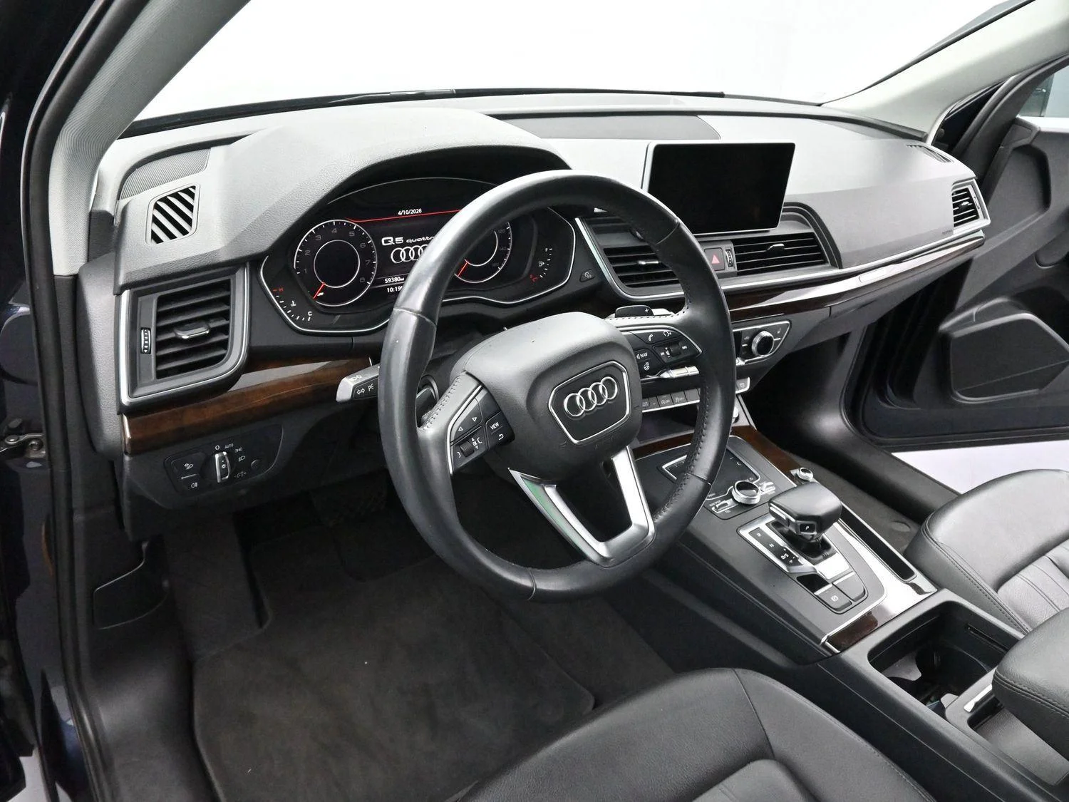 Used 2018 Moonlight Blue Metallic Audi Tech Premium Plus image 18