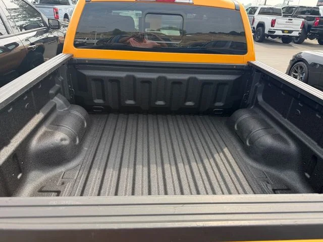 Used 2022 Orange Ford XLT image 23
