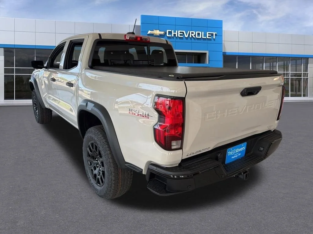 New 2026 White Chevrolet Trail Boss image 2