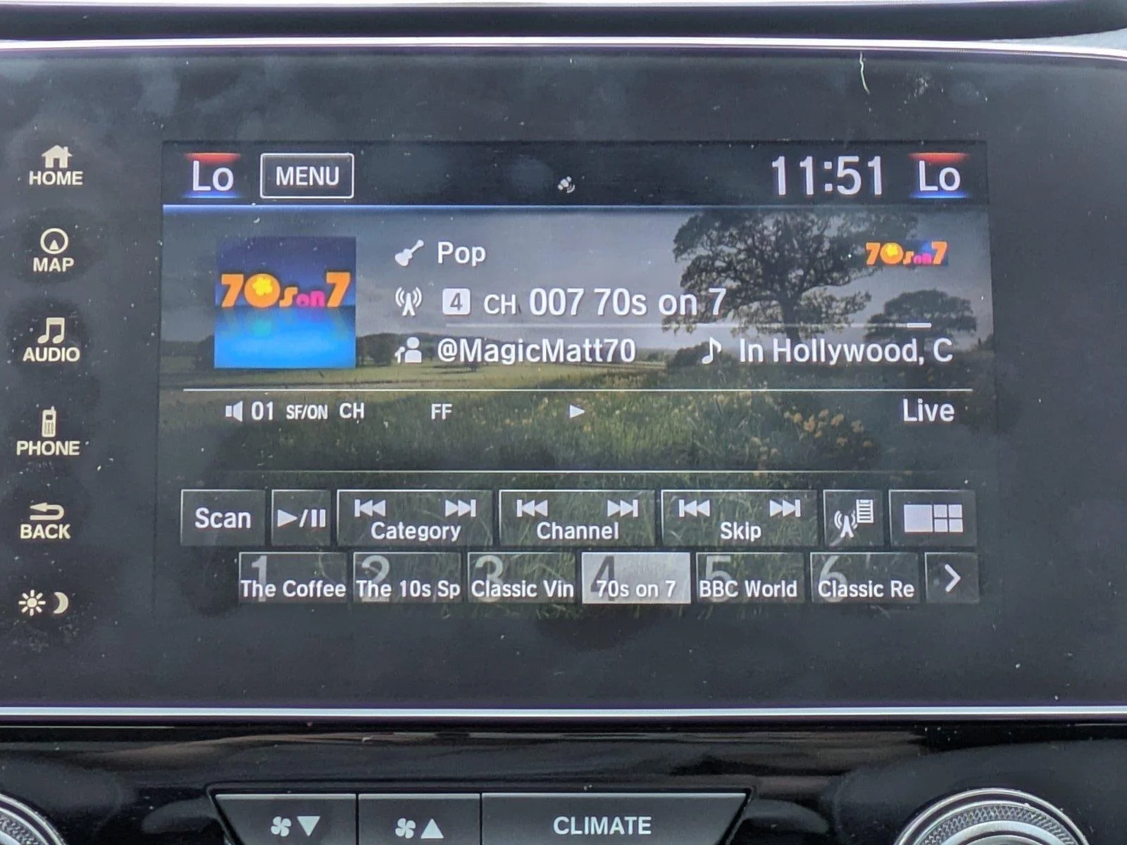 Used 2021 Lunar Silver Metallic Honda Touring image 18
