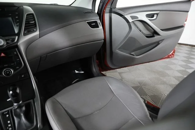 Used 2014 Red Hyundai Limited image 22