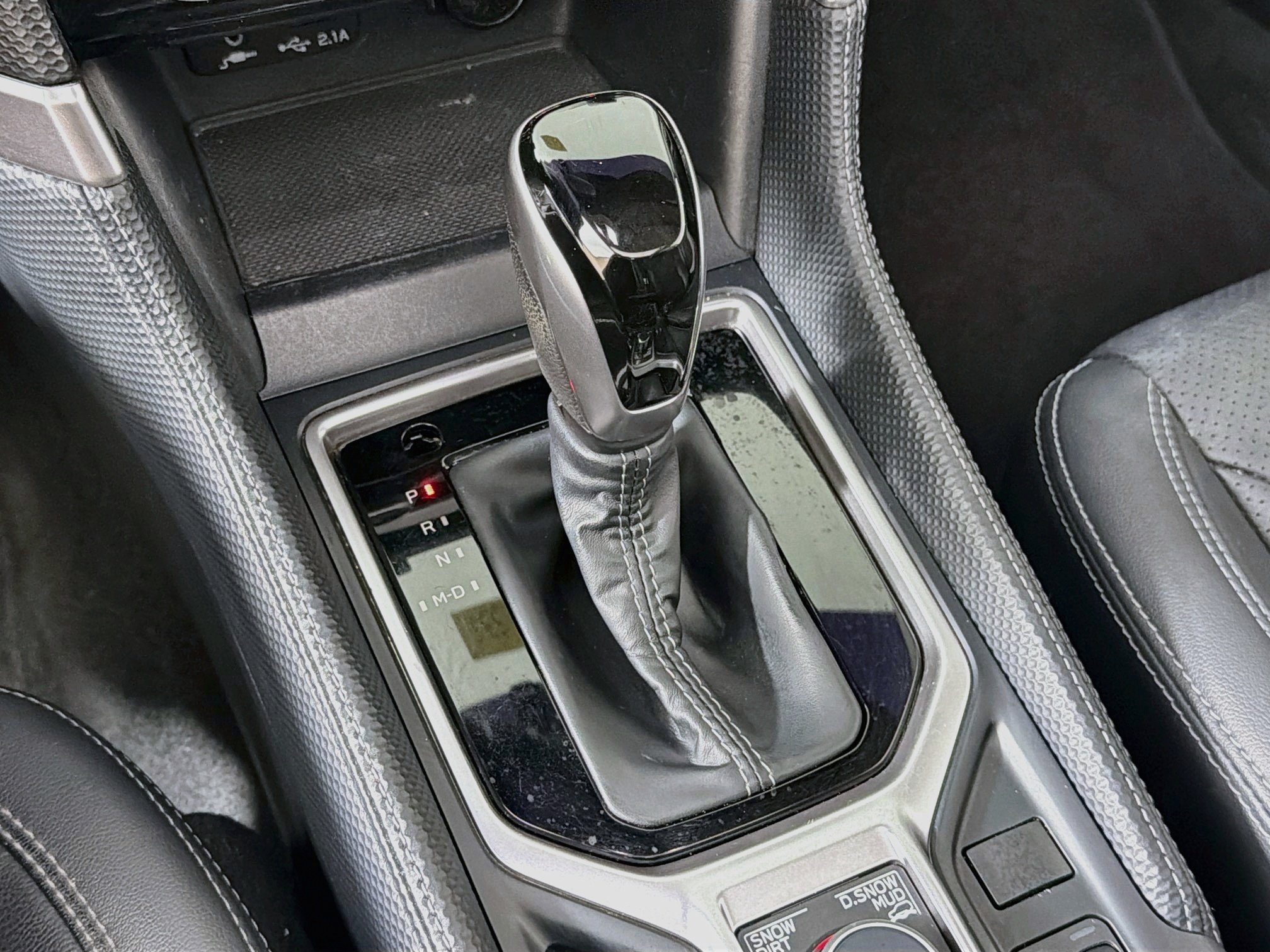 Used 2023 Magnetite Gray Metallic Subaru Limited image 17