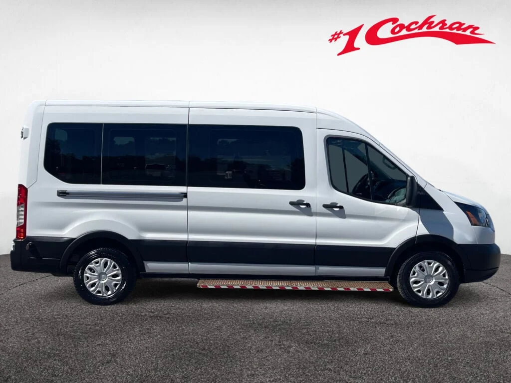 Used 2019 Oxford White Ford XL image 22