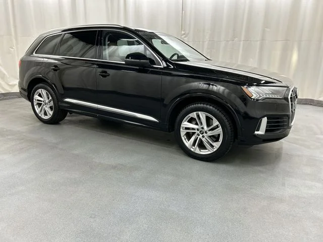 2023 Audi Q7 55 Premium quattro Tiptronic's photo