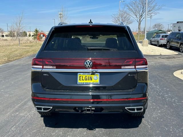 New 2026 Deep Black Pearl Volkswagen 2.0T SEL Premium R-Line image 5