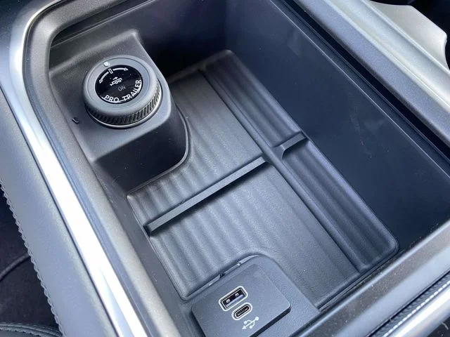 New 2026 Gray Ford Active image 25