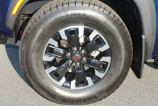 Used 2022 Deep Blue Pearl Nissan PRO-4X image 5